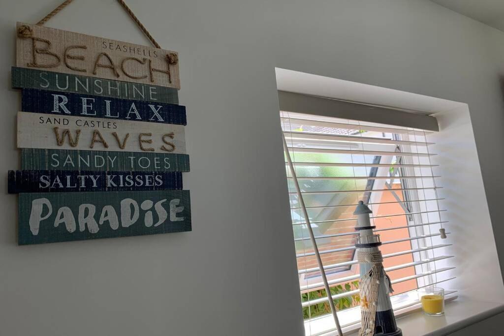 Bournemouth Nr Town Beach Train Coach Shops Lovely Entire Apartment Allows Quiet Good Dogs 外观 照片