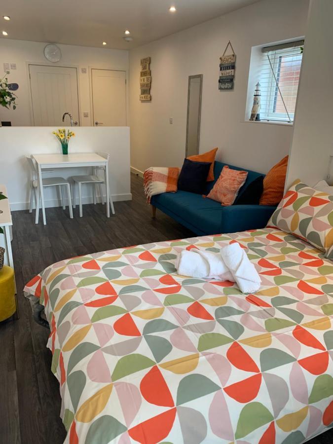 Bournemouth Nr Town Beach Train Coach Shops Lovely Entire Apartment Allows Quiet Good Dogs 外观 照片